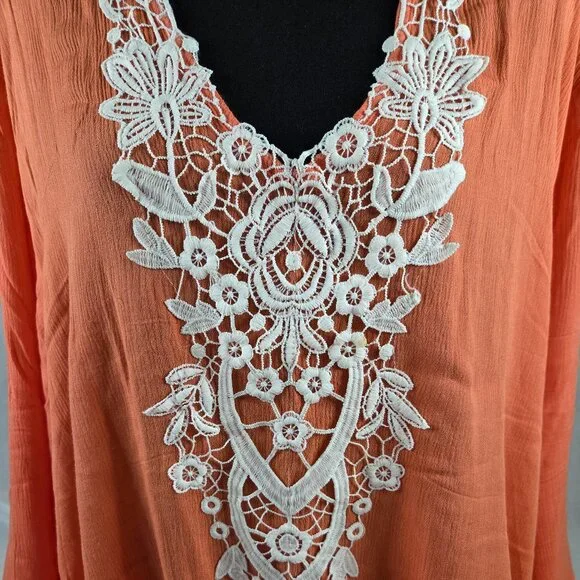 Suzanne Betro - Weekend - Coral Tunic - Picture 2 of 6